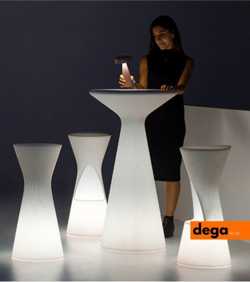 Fade stool Fade stool